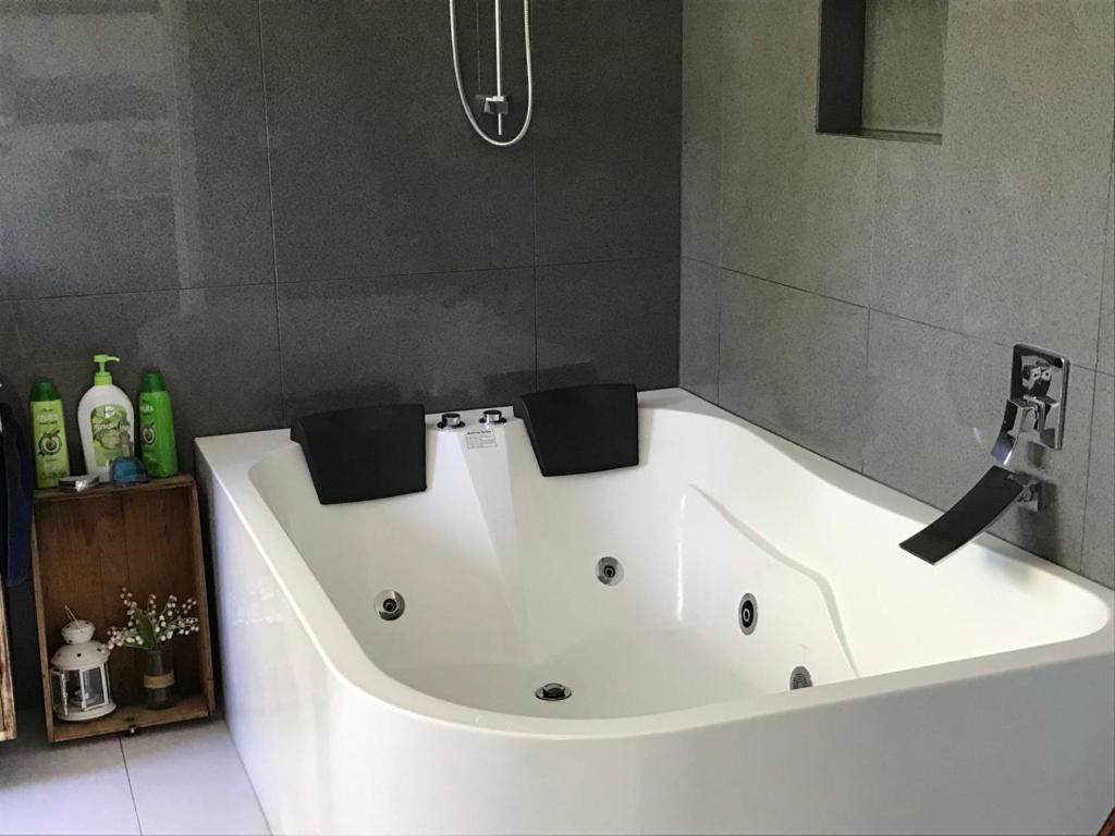 ซี ซอลต์ บีเอ็มบี Bed & Breakfast โรสบัด ห้อง รูปภาพ